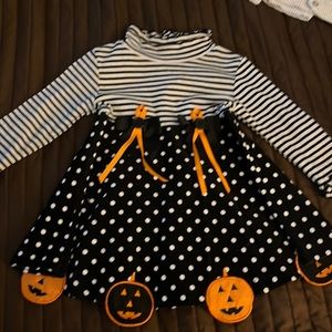 Size 12M Halloween dress for a little girl